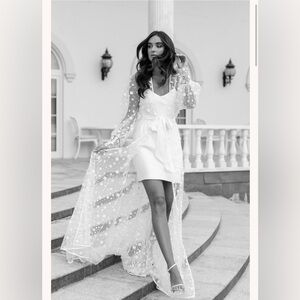 Selling Le Rose’s Imogen robe in XS